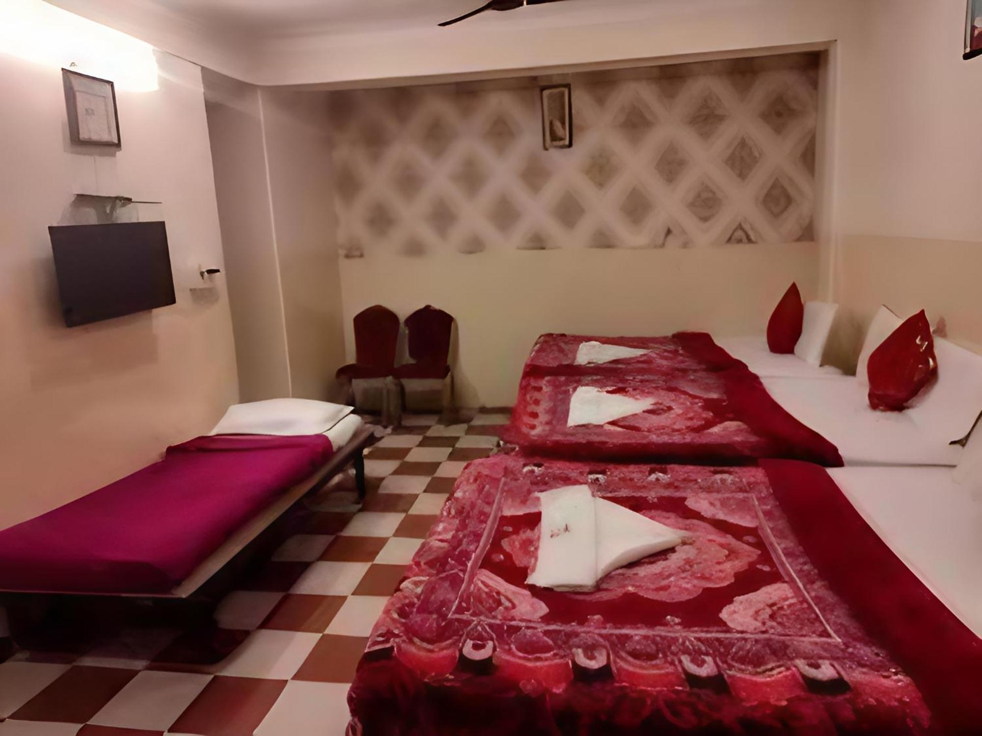 Nkf Residency Mysuru Otel Dış mekan fotoğraf